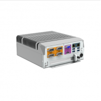 E81 / 無風(fēng)扇 ，支持 PCIe 4x、PCI 擴(kuò)展