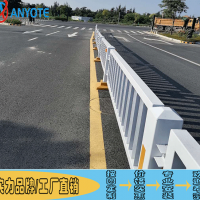 高州公路甲型護欄 車行道分隔欄圖片 交通京式護欄